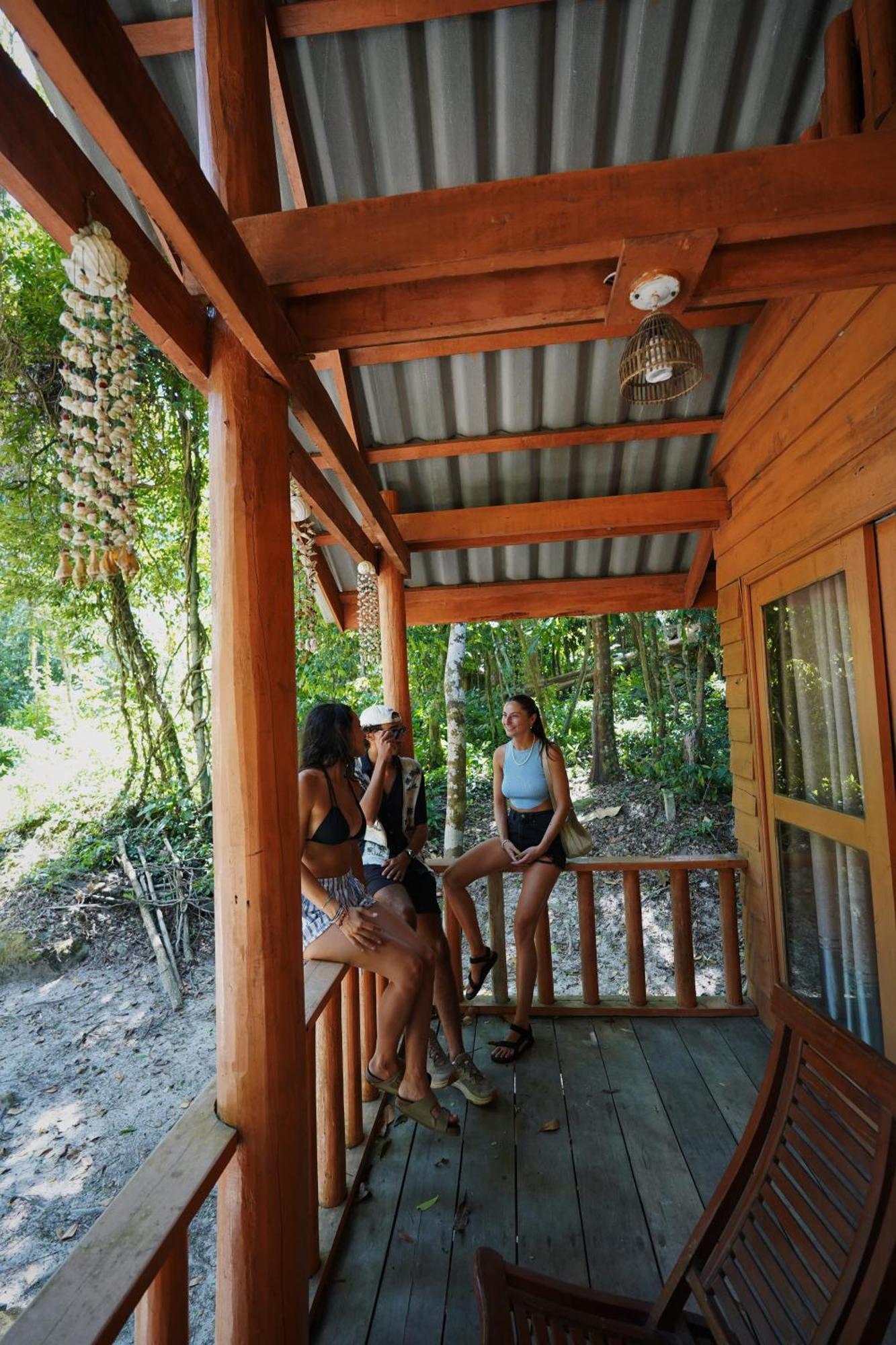 The Wavy Sailor Hotel Kaoh Touch Luaran gambar