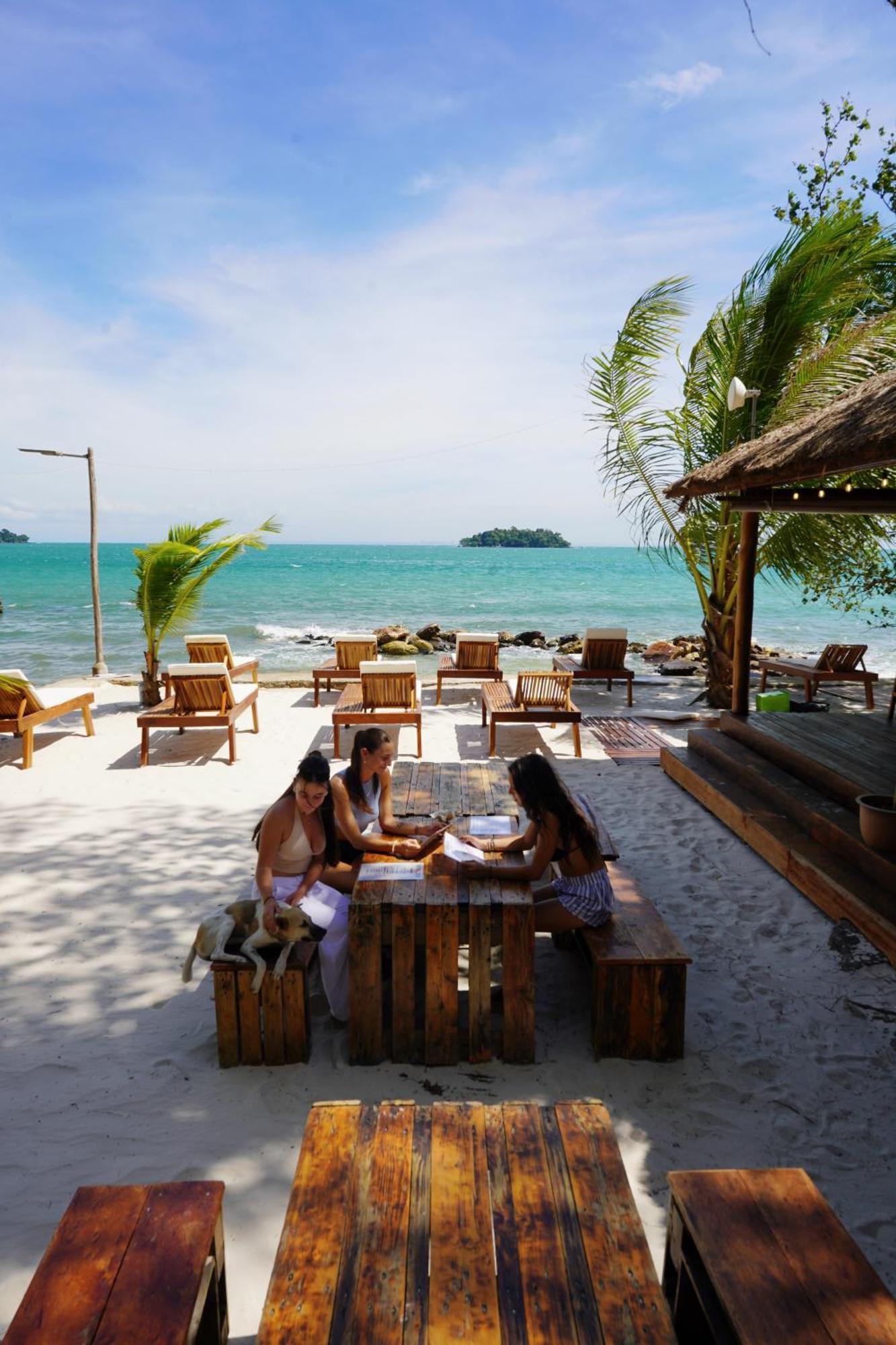 The Wavy Sailor Hotel Kaoh Touch Luaran gambar